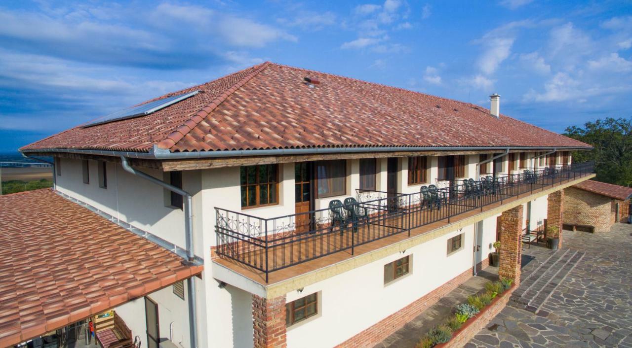Ebner Pince - Panzio Bed and Breakfast Turbékpuszta Eksteriør billede