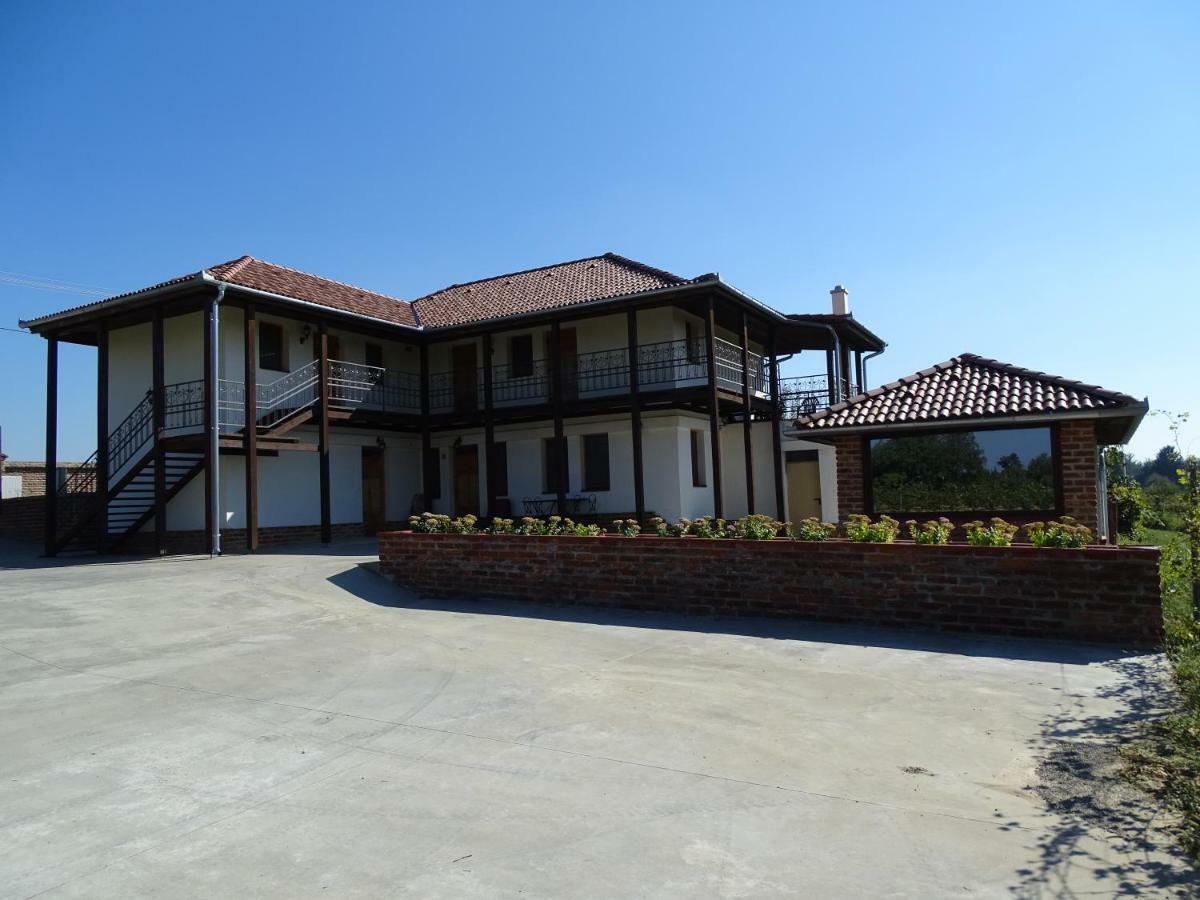 Ebner Pince - Panzio Bed and Breakfast Turbékpuszta Eksteriør billede